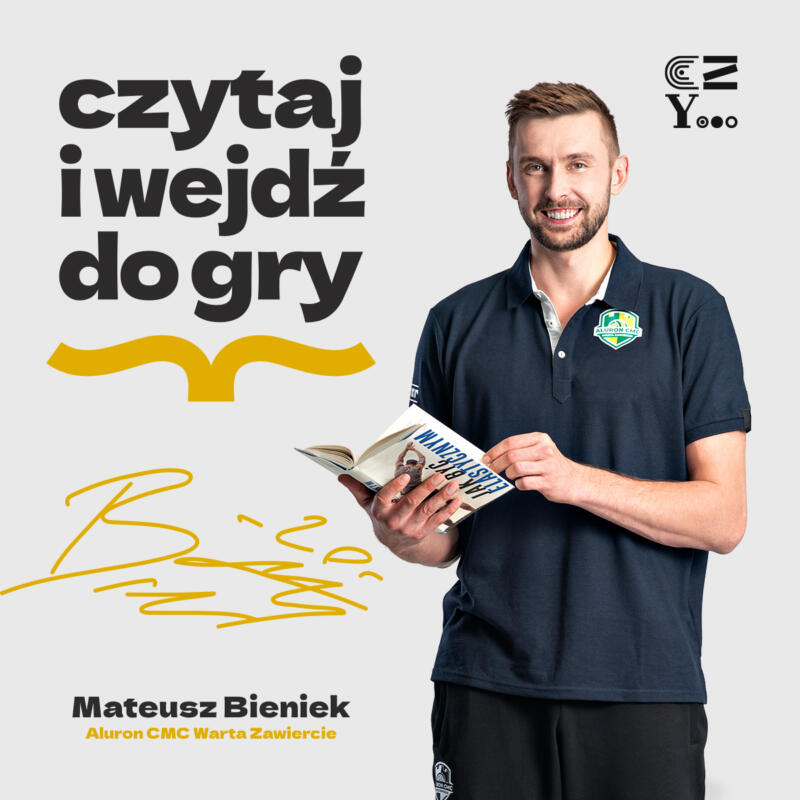 plakat czytaj i wejdź do gry, na plakacie Mateusz Bieniek trzymający książkę